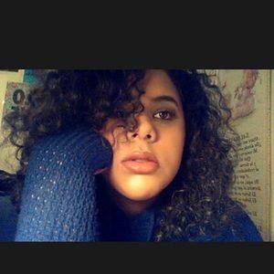 Meet your Posher, Vanessa